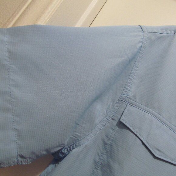 NWT The American Outdoorsman Men's Fishing Shirt UPF 40 Quick Dry Blue Sz Medium - Picture 8 of 16